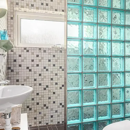 Charming Private In A By The Forest Appartement