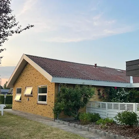 דירה Private Fully Functional In A Near Forrest Sønderborg
